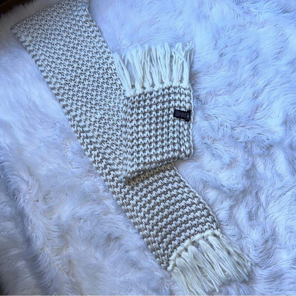 Mixit • Long Cozy Full Knit Scarf - Picture 9 of 11